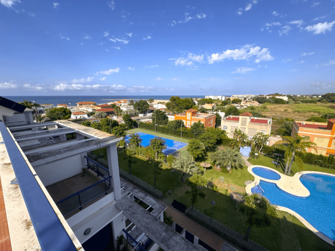 Duplex penthouse with sea views, 2 bedrooms, Denia