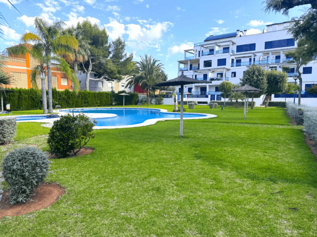 Duplex penthouse with sea views, 2 bedrooms, Denia