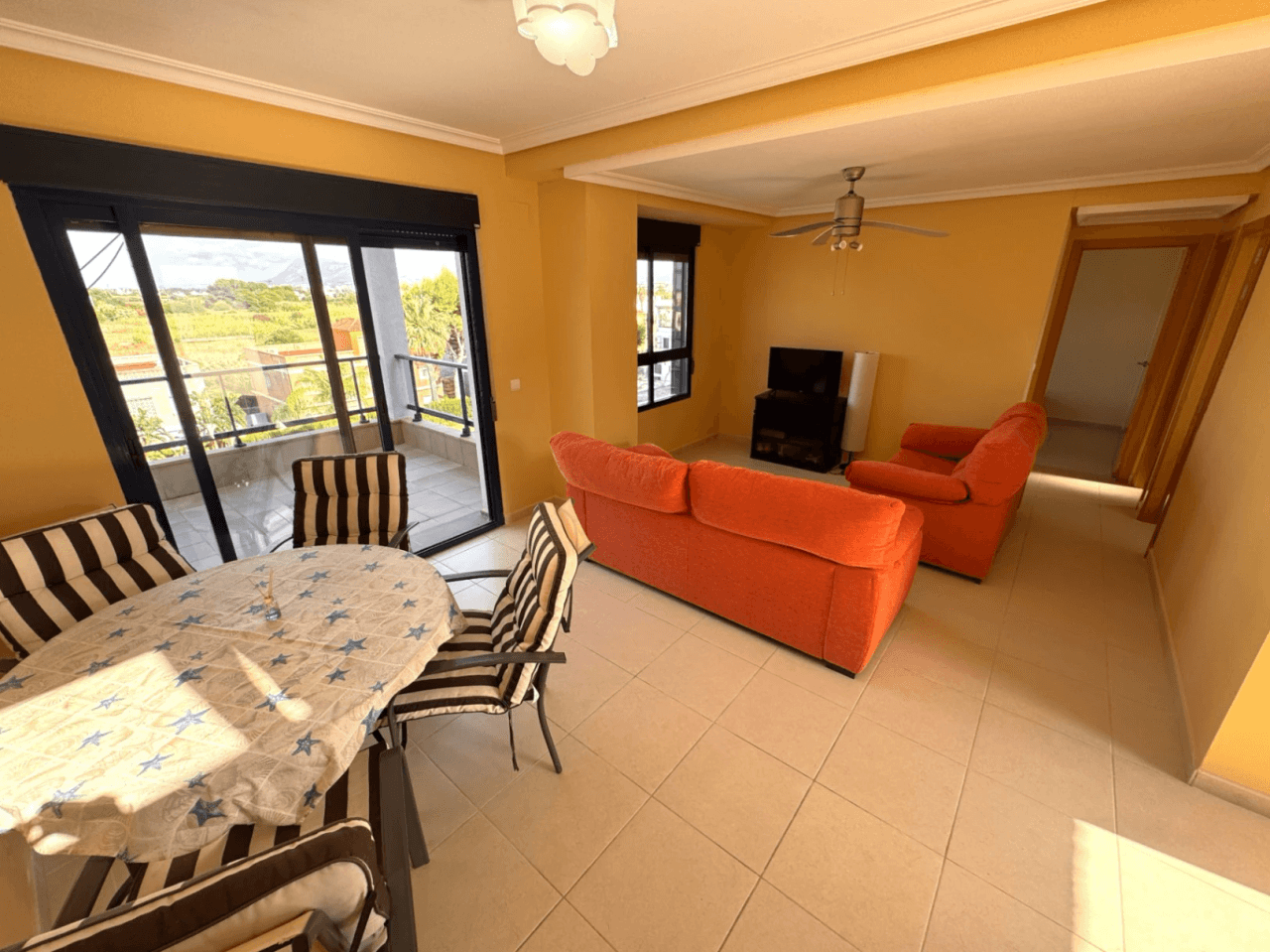 Duplex penthouse with sea views, 2 bedrooms, Denia