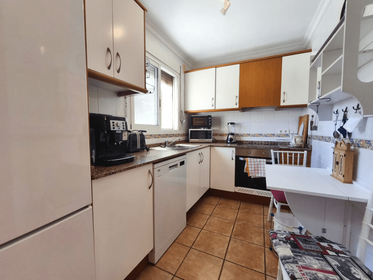 Semi-detached with 3 bedrooms, private garden, and community pool, Els Poblets.