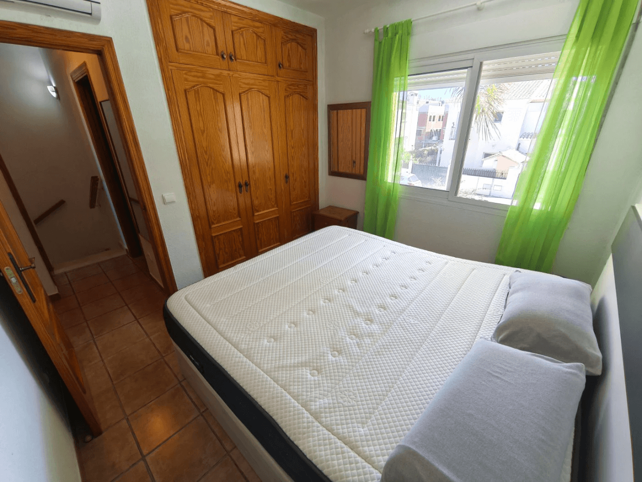 Semi-detached with 3 bedrooms, private garden, and community pool, Els Poblets.