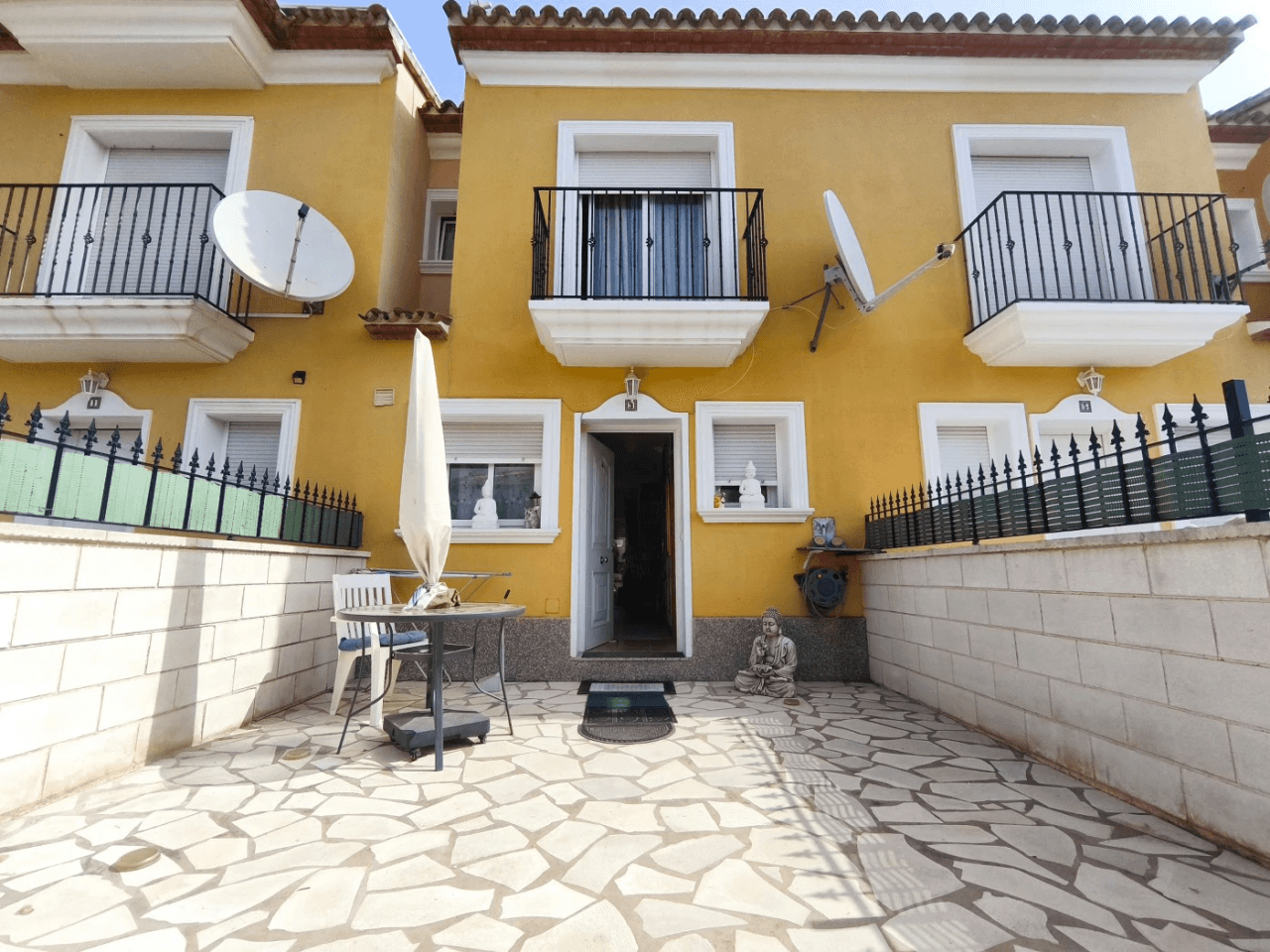 Terraced house with 2 bedrooms, communal pool, Els Poblets