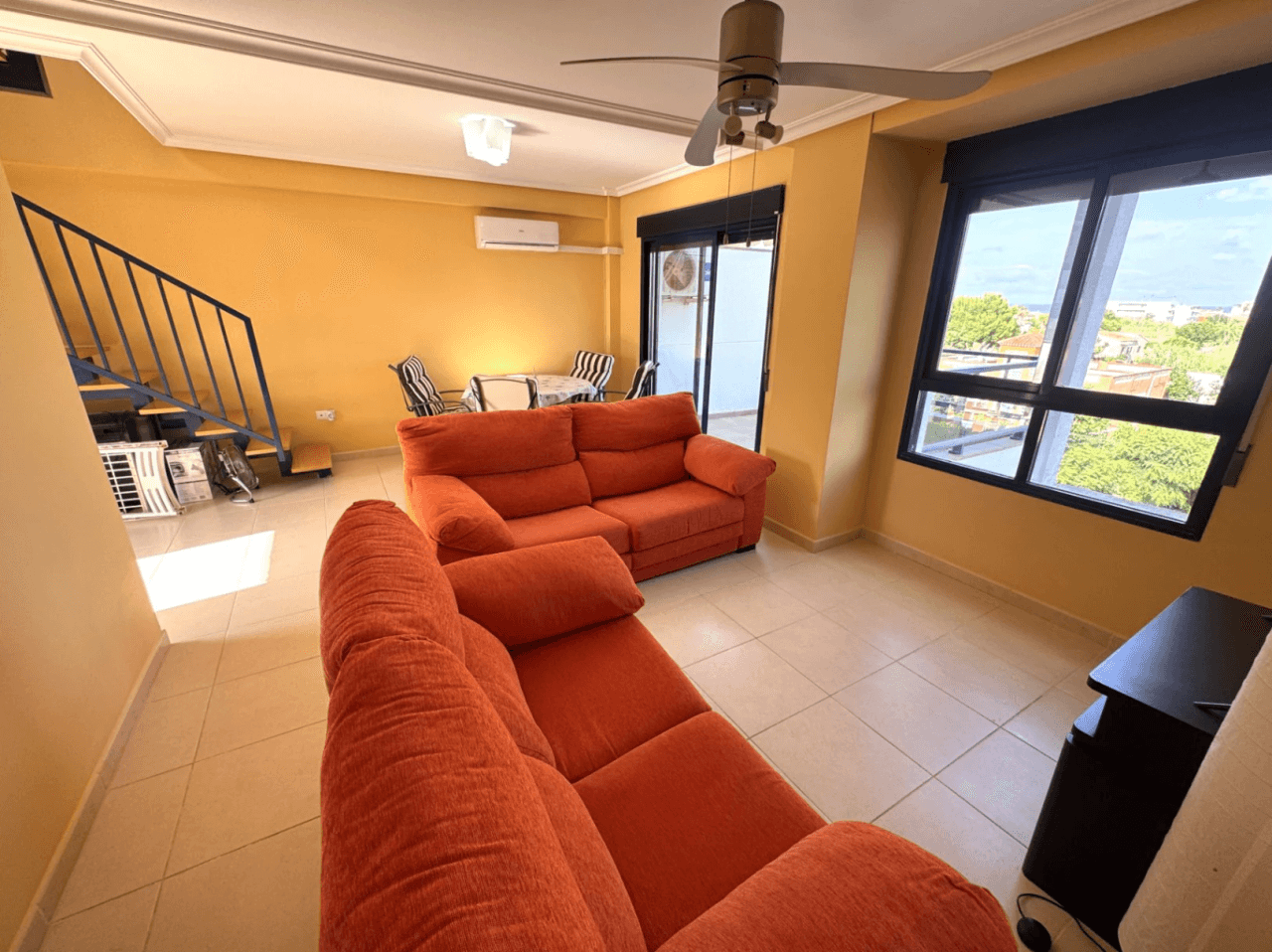 Duplex penthouse, sea views, 2 bedrooms, Denia